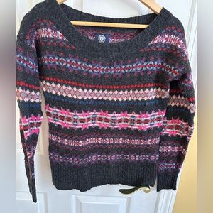 American Eagle sweater
